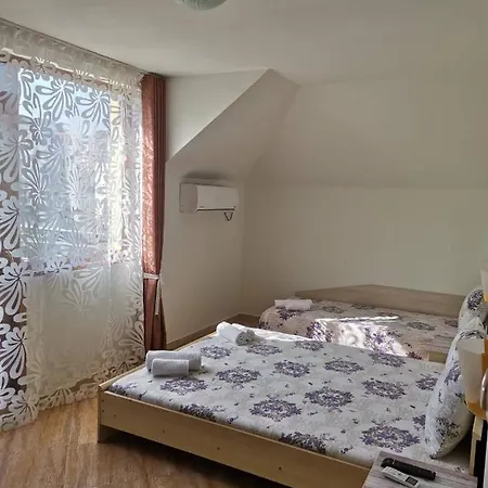 виктория 3*