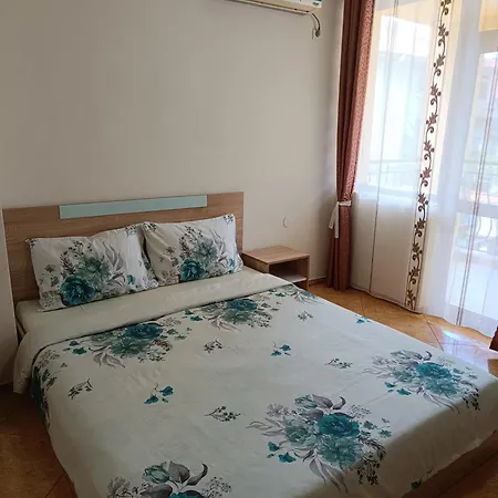 виктория 3*