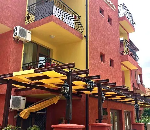 виктория Hotel 3*