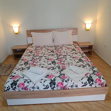 виктория Hotel Sozopol