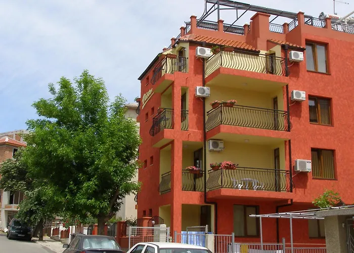 виктория Hotel 3*